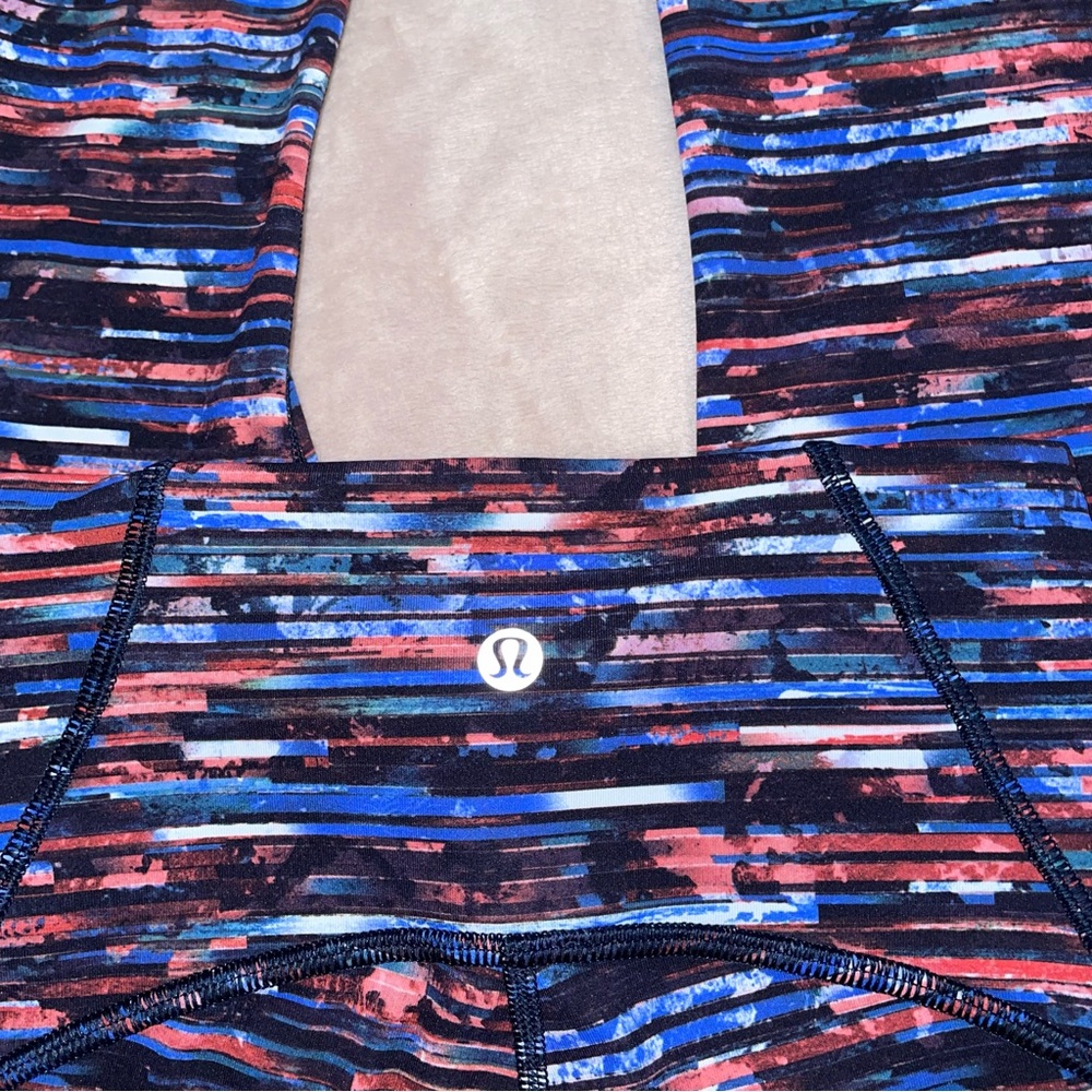 Lululemon multi color leggings size 2 - Picture 6 of 10